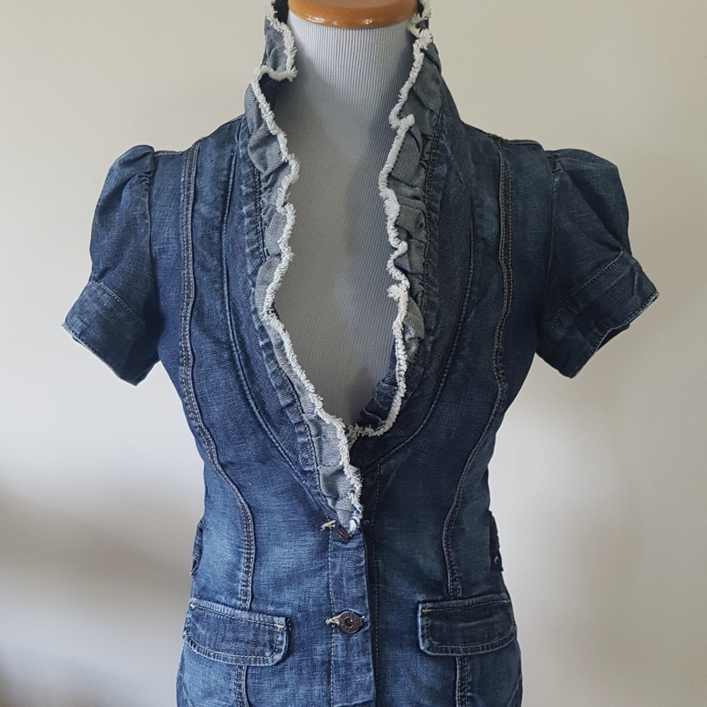 GUESS Denim Vintage-Style Short Sleeve Blazer - Small